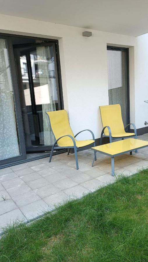 Apartment Z Ogrodkiem Na Warszawskiej Woli Варшава Экстерьер фото