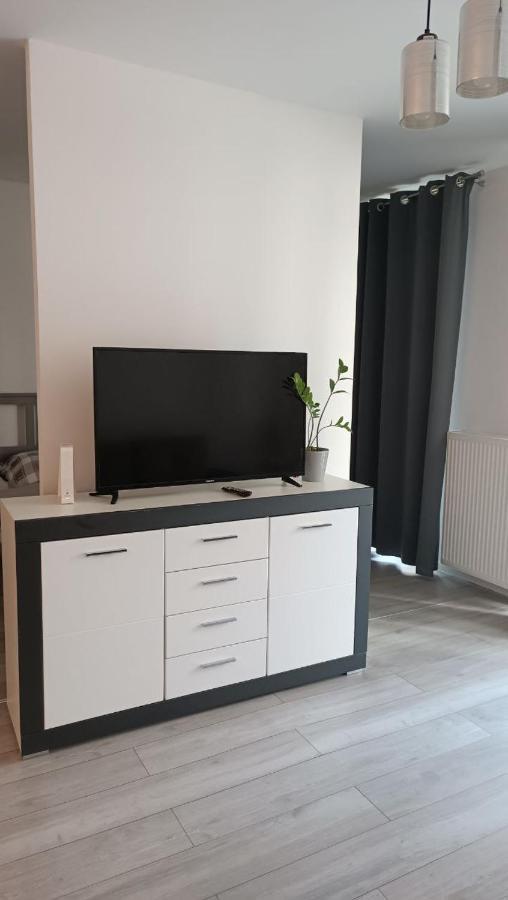 Apartment Z Ogrodkiem Na Warszawskiej Woli Варшава Экстерьер фото